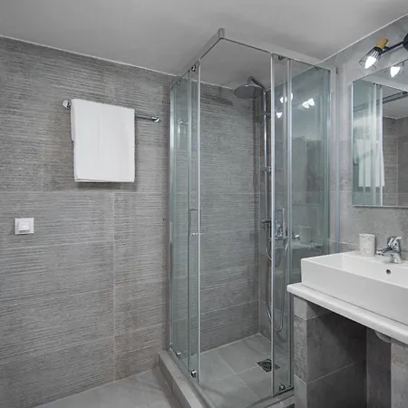 Michalis Casa de Férias